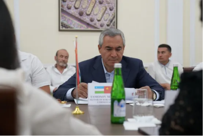 1728826433869084543.png image.png